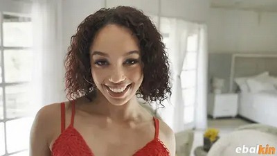 Alexis Tae